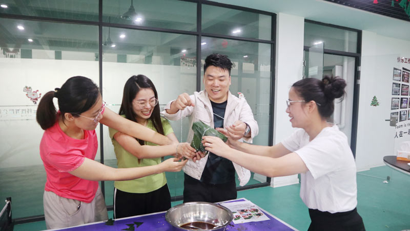 品粽香滋味，繪多彩生活 | 寶開舉辦“包粽子 · 繪彩蛋 · 迎端午”主題活動(dòng)