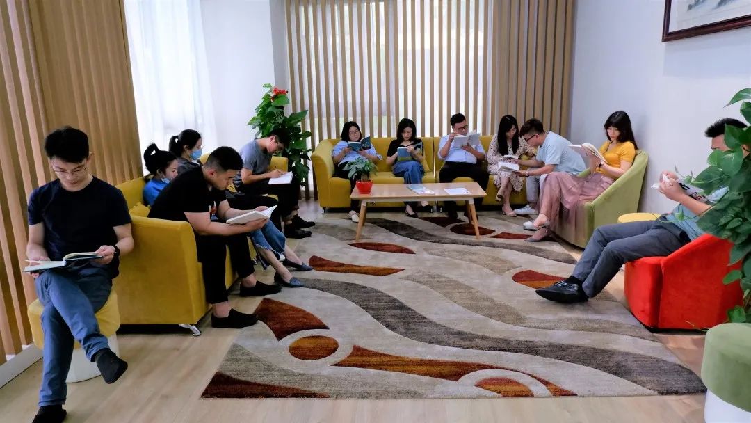 感受文字之美，共享閱讀之樂 | 寶開與燎申智城共同舉辦成長專場讀書活動