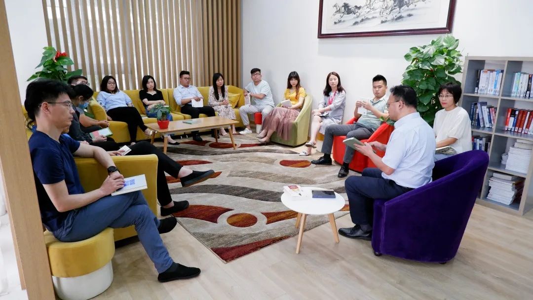 感受文字之美，共享閱讀之樂 | 寶開與燎申智城共同舉辦成長專場讀書活動
