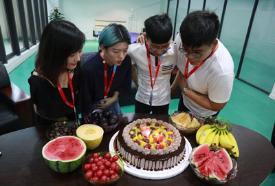 八月未央，歡聚一夏 | 寶開集體生日會(huì)：共享歡樂時(shí)刻