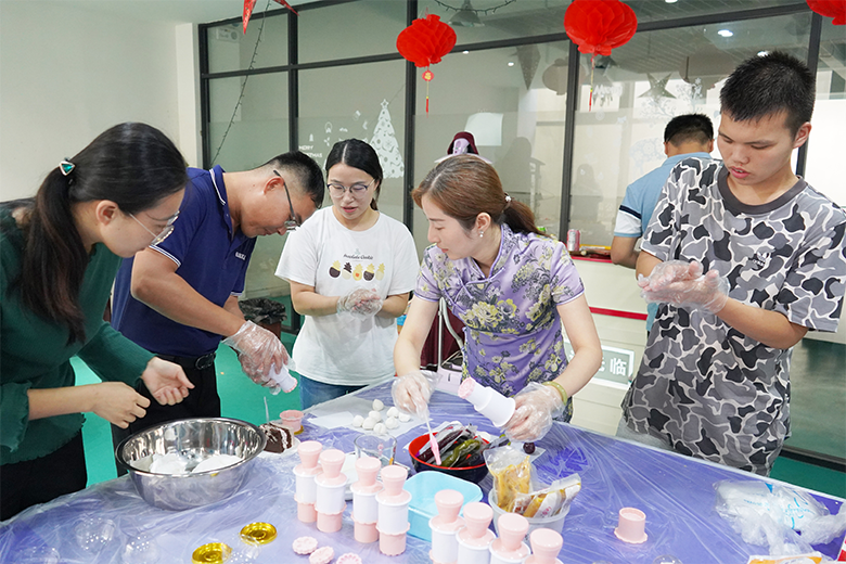 月圓中秋 · 集體慶生 | 溫馨九月，迎佳節(jié)，賀生辰，共團圓！