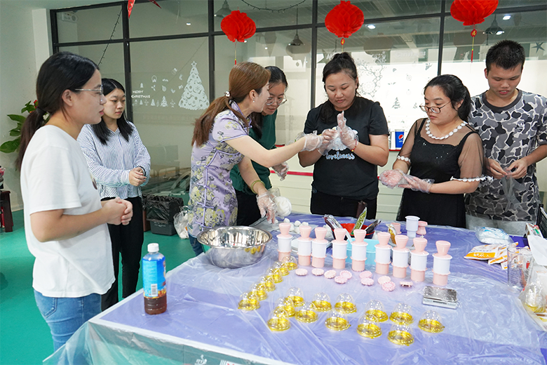月圓中秋 · 集體慶生 | 溫馨九月，迎佳節(jié)，賀生辰，共團圓！